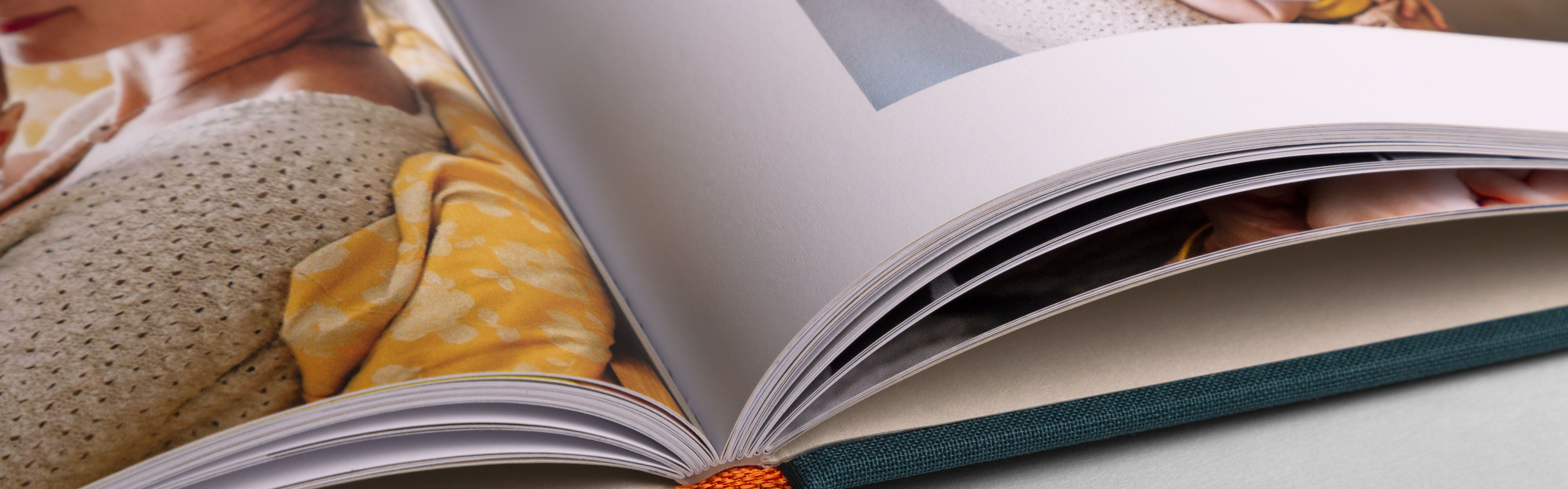 Hochwertiges Fotobuch mit Hardcover Hochwertiges Fotobuch mit Hardcover